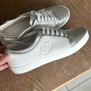 Chanel REV White Silver Gum Calfskin CC Flat Lace Up Runner Trainer Sneaker 37.5